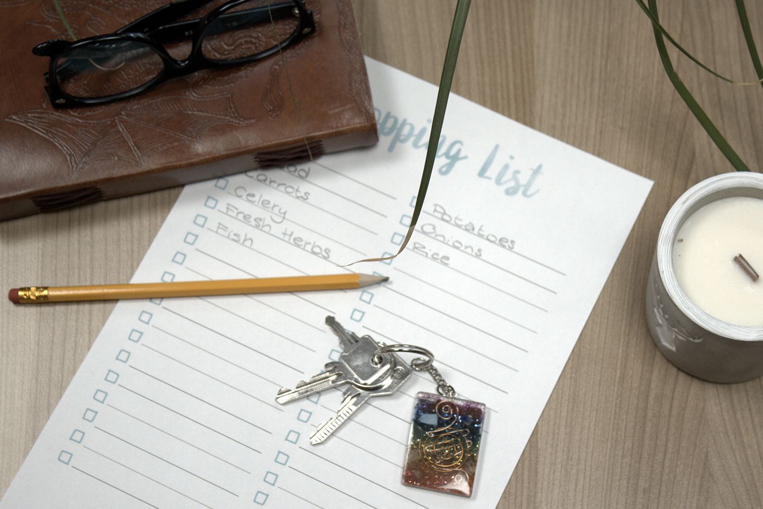 Orgonite Power Keyring - Gemstone Chakra Hamsa